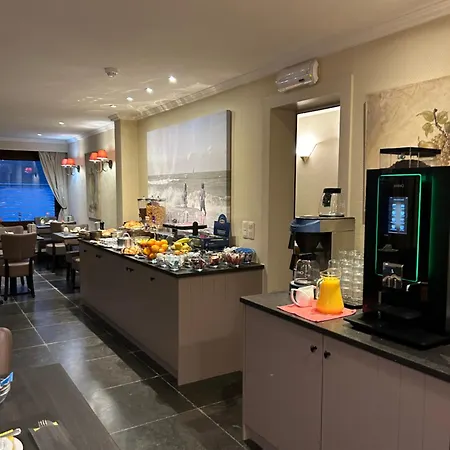 阿特拉斯酒店 3* 布鲁日